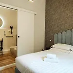 Nicole 게스트하우스 4*