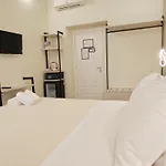 Nicole 로마